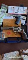 Smith & Wesson 686 Distinguished
