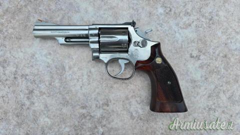 Revolver Smith e Wesson 66 cal 357 mag canna 4 pollici ottime condizioni