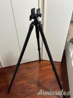 Treppiede TRIPOD con morsa per carabina