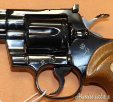 Revolver Colt Python Cal. 357M   Sportivo