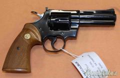 Revolver Colt Python Cal. 357M   Sportivo