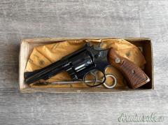 Smith & Wesson 15/4 .38 Special  |  9x29mmR