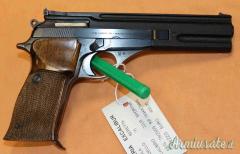 Pistola Beretta 76 Calibro 22LR Sportiva