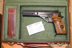 Pistola Beretta 76 Cal. 22LR Sportiva