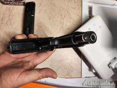Beretta F84 .380 ACP  | 9x17mm Browning Short