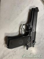 Beretta 96 kal 40 .40 Smith & Wesson | Auto  |  10 x 21 mm