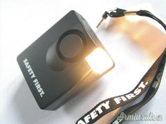SAFETY FIRST Allarme Antiscippo + Flashlight