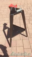 LEE SUPPORTO PRESSA 90688 A TRE PIEDI