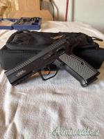 Sphinx Systems Redback 9x21mm IMI