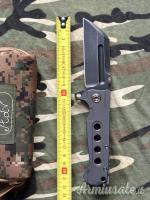 Andre De Villiers knives