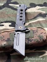 Andre De Villiers knives
