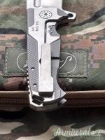 Andre De Villiers knives