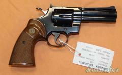 Revolver Colt Python Cal. 357M   Sportivo