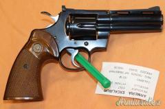 Revolver Colt Python Cal. 357M   Sportivo