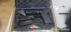Beretta Px 40 .40 Guns & Ammo