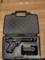 Ruger | Sturm MARK IV .22 LR Long Rifle, SPLENDIDA PISTOLA COMPLETA DI VALIGETTA E DOPPIO CARICATORE