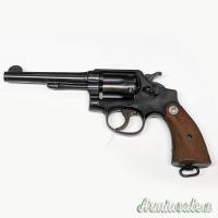 Smith & Wesson, modello 10-05, calibro 38 Special.