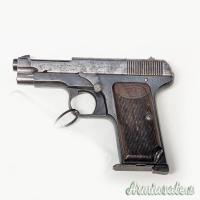 Beretta, modello 1915, calibro 7,65 Br