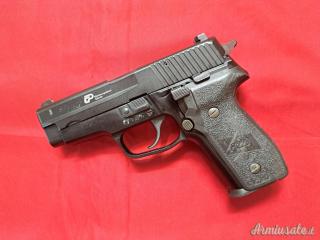 SIG-Sauer P228 9x21mm IMI