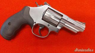 Smith & Wesson 66-8 2,5