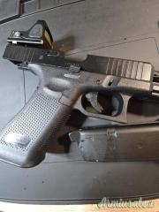Glock 45 con red dot