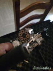 Colt Magnum 4 e 6 pollici