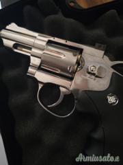 Colt Magnum 4 e 6 pollici