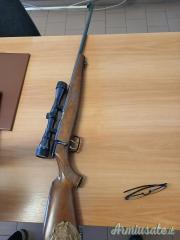 Krico xarabina cal. 22 Long Rifle con ottica