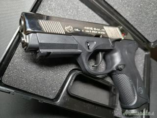 Replica Beretta P4X Cal.9 Bruni mai usata