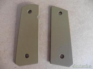 1911A1 government e commander - colt e cloni