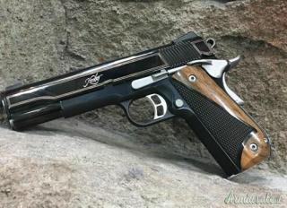 Kimber... CLASSIC CARRY ELITE!!!..cal. 45 ACP