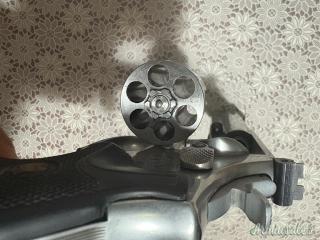 Smith & Wesson 686 – Cal. .357 Magnum .357 SIG
