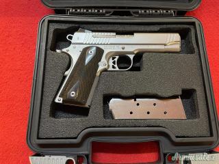 SIG-Sauer 1911 .45 ACP