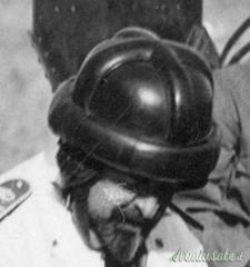 Casco italiano per aerostieri osservatori d'artiglieria WW1/WW2
