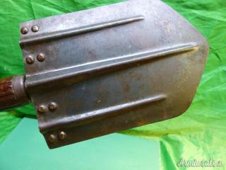 Attrezzo/badiletto/vanghetta tedesca da trincea WW 2
