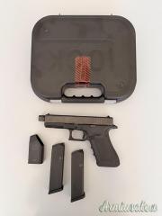 Glock Glock 17 gen 4  .17 Mach 2