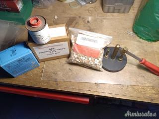 Materiale per ricarica 8mm flobert
