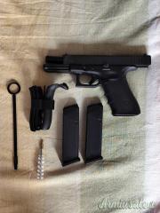 Glock 17 9x21mm IMI