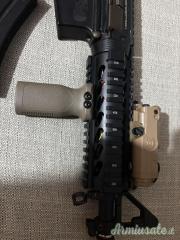 SET COMPLETO SOFTAIR (M4,BERETTA,PROTEZIONI,CASCO E 500 PALLINI CIRCA E TUTTO CIO CHE SI VEDE