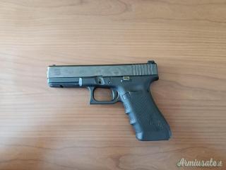 Glock 17 9x21mm IMI