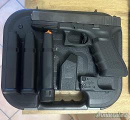 Glock 17 9x21mm IMI