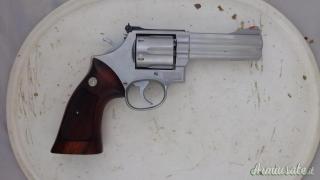 Smith & Wesson 686  prima serie NO DASH