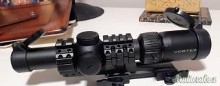 Vortex Strike Eagle 1 - 8x24 SFP con cantilever UTG