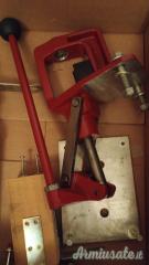 Hornady Lock n Load Classic Kit pronta in calibro 9 + altri accessori