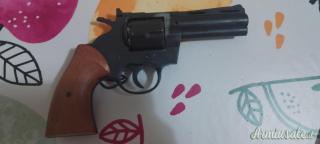 Pistola scaccia cani a Salve BRUNI Magnum 380 - 9 mm