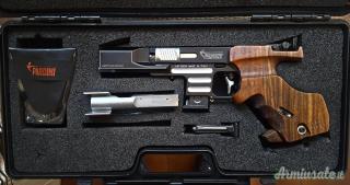 Pardini SP cal 22 . LR  .22 LR Long Rifle