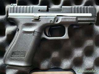 Glock G44 Silver line .22 LR Long Rifle