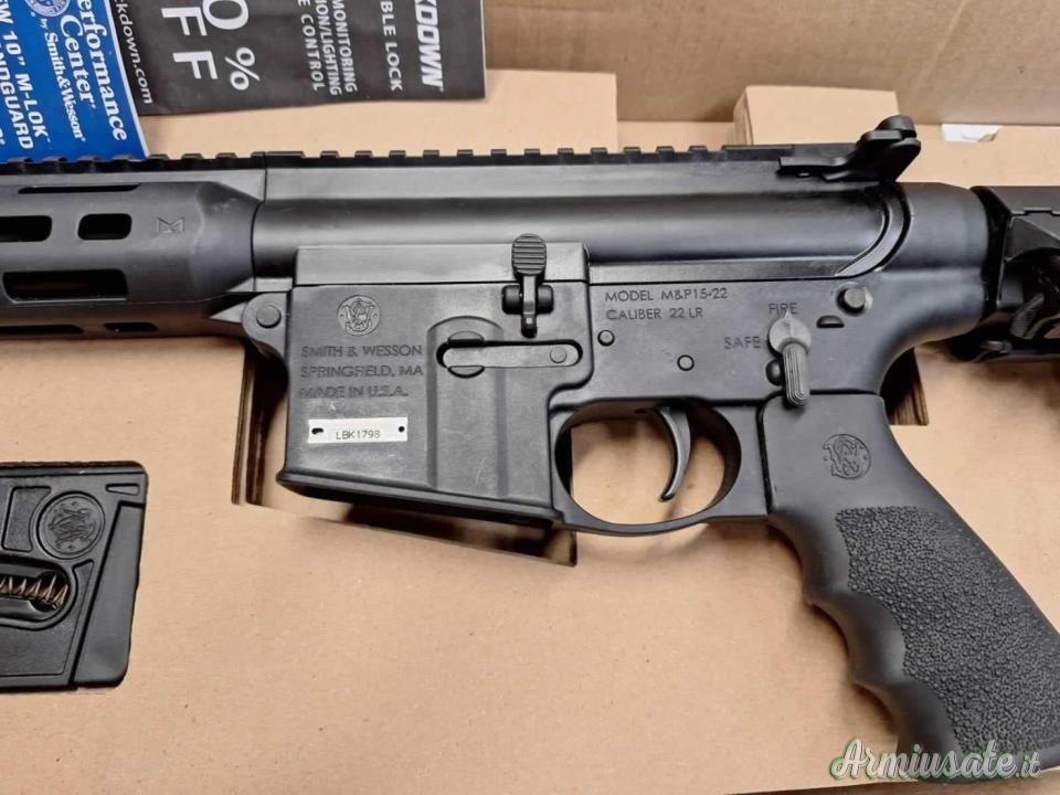 SMITH & WESSON PERFORMANCE CENTER MP 15-22PC cal. 22 LR