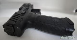 PISTOLA BERETTA MOD. APX A1 FS CAL 9X19 DA 17 COLPI + 1 CAR. DI SCORTA