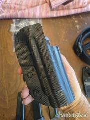 Caricatori 18 colpi beretta 92 98 cinturone fondina